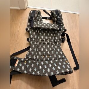 Beco Gemini Carrier in “Robot” Pattern